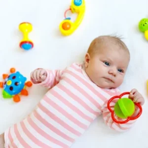 Tag babys legetøj med i din pusletaske